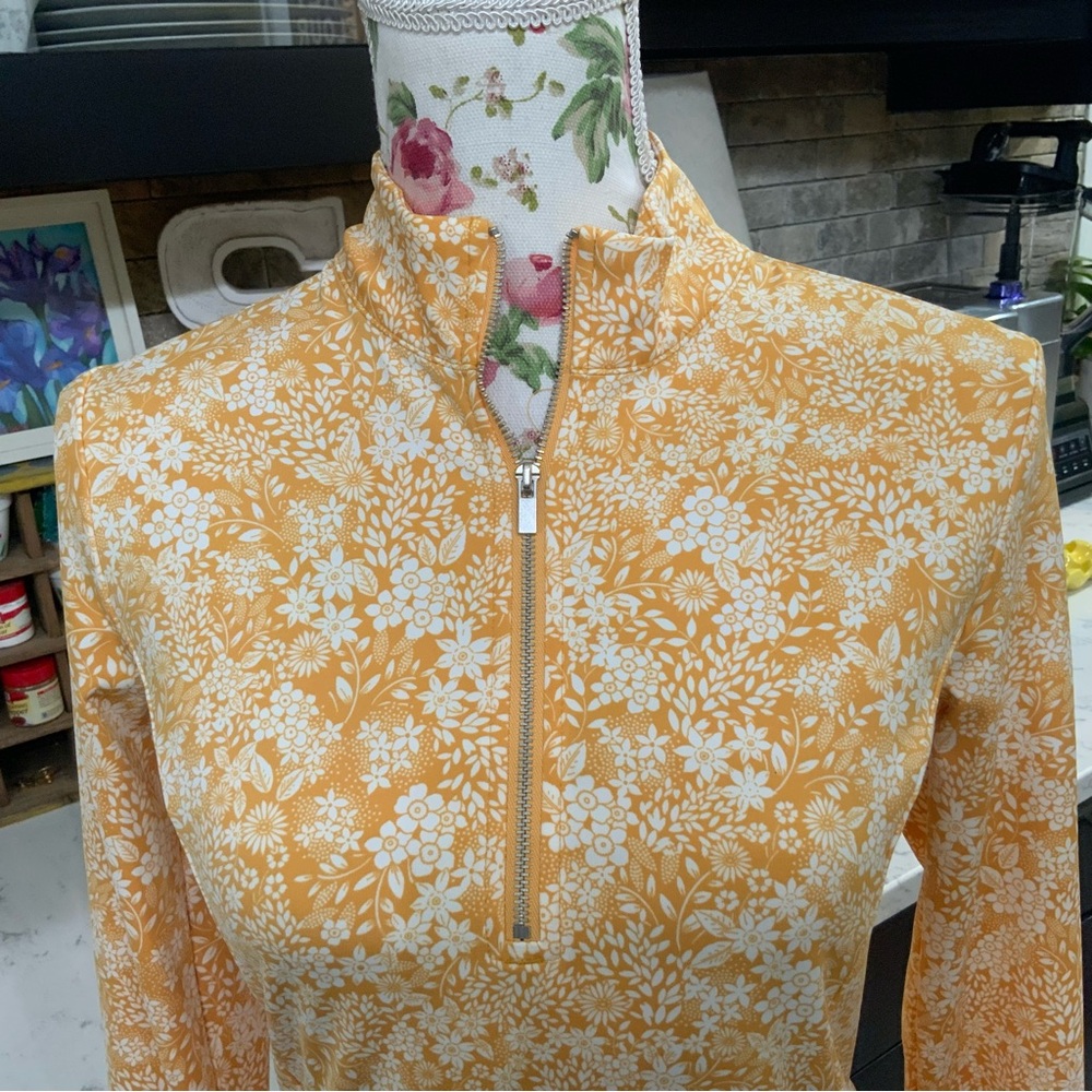Laura Ashley Women’s XS UPF 50 Yellow Floral Slim 1/2 Zip Pullover Jacket Top - Picture 2 of 13